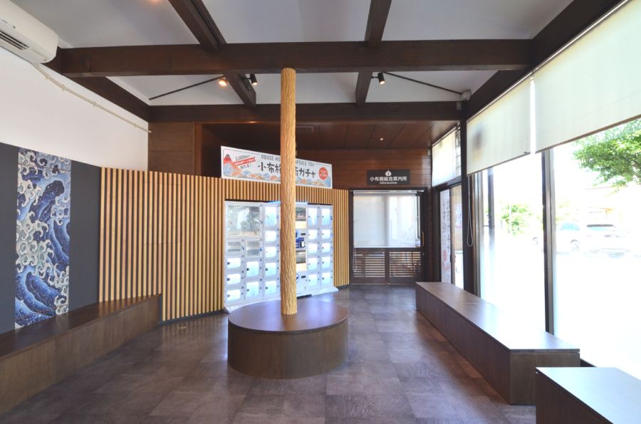 小布施駅六斎舎待合室リニューアル